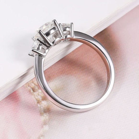 Certified 4ct. t.w. Moissanite Diamond 3 Stone Wedding Engagement Ring NEW - Picture 8 of 16